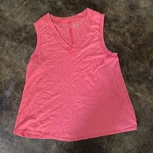 True Craft Light Red V-Neck Tank Top